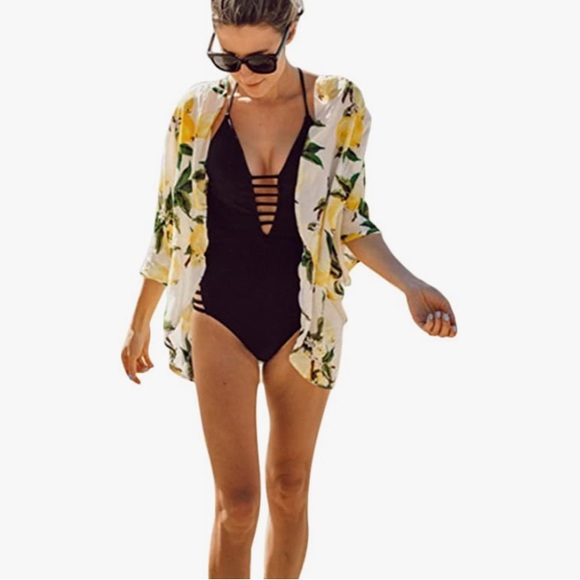 Lemon Print Size S-M Beach Coverup - Picture 5 of 10